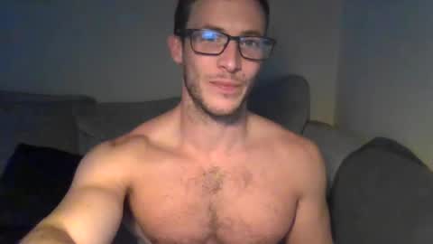 tom90ukx online show from 02.06.25