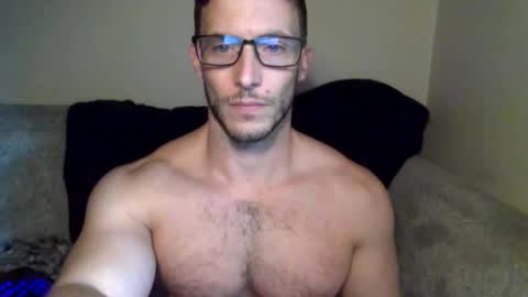 tom90ukx online show from 10.18.25