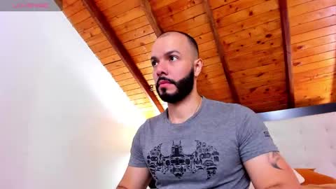   online show from 10.04.25