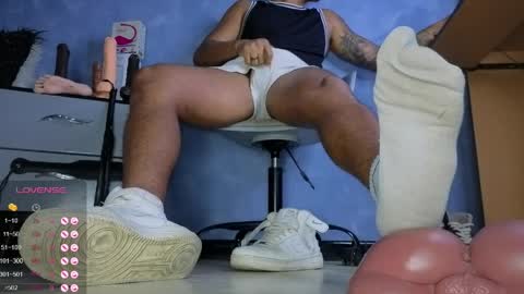 Tom online show from 04.11.26