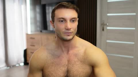 Snapshot of tom_fordd chatting on 09.27.25 Tom online show from 09.27.25