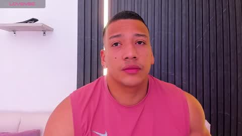 Snapshot of tom_muscle1 chatting on 09.16.25 Tom muscle1 online show from 09.16.25