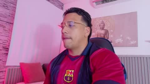 Tom muscle1 online show from 03.07.26