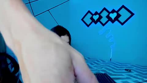 Tom natasha online show from 04.17.26