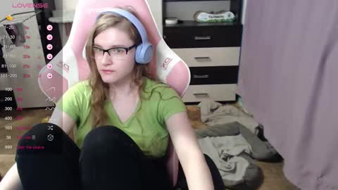 tomato_tease online show from 10.10.25