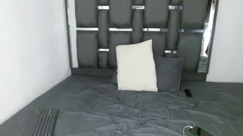 tomaz_18 online show from 03.15.26