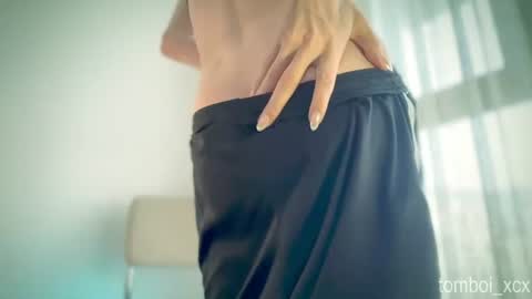 Snapshot of tomboi_xcx chatting on 07.08.26 tomboiii online show from 07.08.26