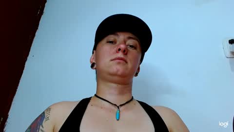 Snapshot of tomboyblue chatting on 01.24.25 Blue online show from 01.24.25