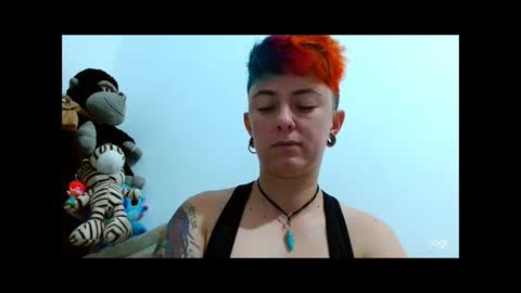 Snapshot of tomboyblue chatting on 02.09.25 Blue online show from 02.09.25