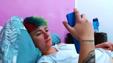 Snapshot of tomboyblue chatting on 09.27.25 Blue online show from 09.27.25