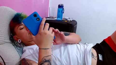 Snapshot of tomboyblue chatting on 09.30.25 Blue online show from 09.30.25