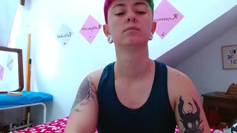 Snapshot of tomboyblue chatting on 10.27.25 Blue online show from 10.27.25