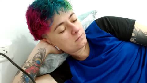 Snapshot of tomboyblue chatting on 10.31.25 Blue online show from 10.31.25