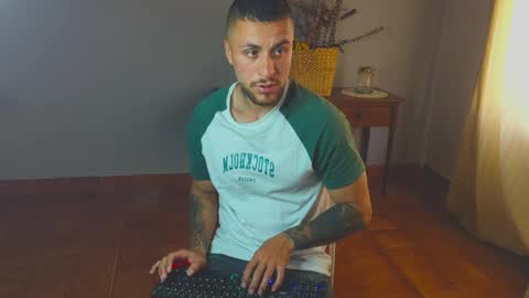 tomDavisXl online show from 04.03.26