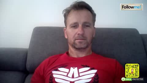 Snapshot of tomhardic chatting on 09.11.25 TOM online show from 09.11.25