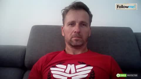 Snapshot of tomhardic chatting on 10.10.25 TOM online show from 10.10.25