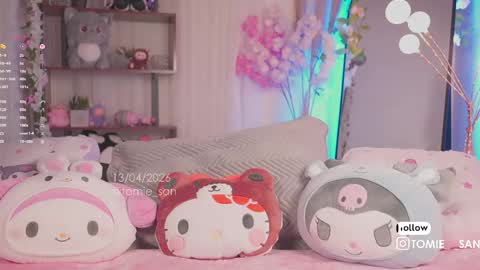 Snapshot of tomie_san chatting on 04.13.26 Tomie online show from 04.13.26