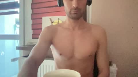 tommi77799 online show from 01.18.26