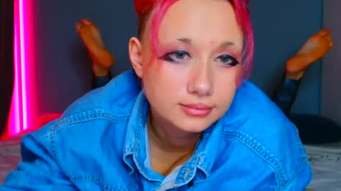 Snapshot of tommioo7 chatting on 01.15.25 Galadriel online show from 01.15.25