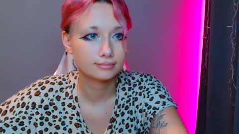 Snapshot of tommioo7 chatting on 02.01.25 Galadriel online show from 02.01.25