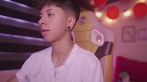 Snapshot of tommy_blue1 chatting on 02.18.25 Blue online show from 02.18.25