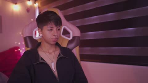 Snapshot of tommy_blue1 chatting on 02.26.25 Blue online show from 02.26.25