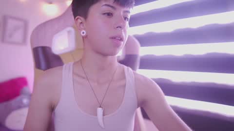 Snapshot of tommy_blue1 chatting on 03.05.25 Blue online show from 03.05.25