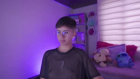 Snapshot of tommy_blue1 chatting on 03.11.25 Blue online show from 03.11.25