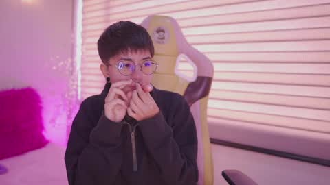 Blue  online show from 04.20.26