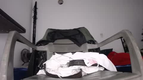 Snapshot of tommy_c0rtez chatting on 01.04.25 Thomas online show from 01.04.25