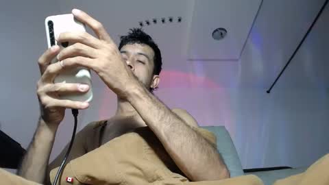 Snapshot of tommy_c0rtez chatting on 02.19.25 Thomas online show from 02.19.25