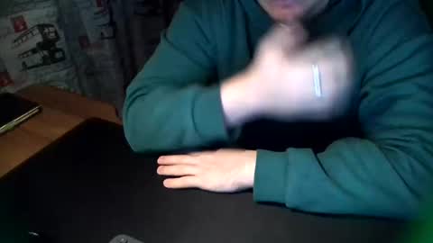 Tommi Li online show from 02.02.25