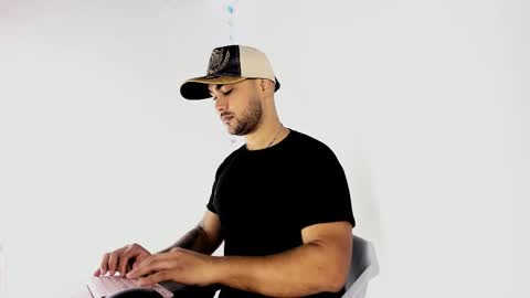 tommy_sccott online show from 09.09.25