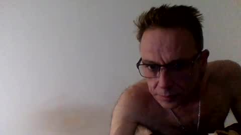 Snapshot of tommyandtomara chatting on 04.05.26 tommyandtomara online show from 04.05.26