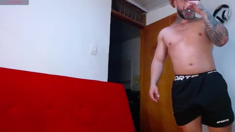 Snapshot of tommyblessd1 chatting on 11.27.25 Steven online show from 11.27.25