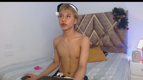 Snapshot of tommyfoxboy chatting on 12.24.24 Tommy Foxboy online show from 12.24.24