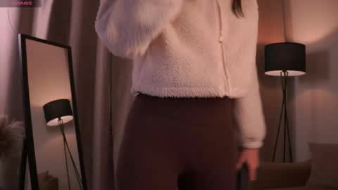 Snapshot of tomokodelce chatting on 02.15.26 Rana online show from 02.15.26