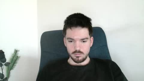 Snapshot of tomylind chatting on 04.15.26 Onlyfans - Tomylind keep you in touch there online show from 04.15.26