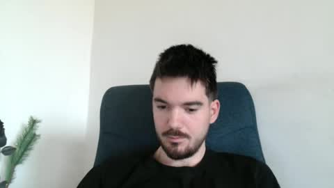 Snapshot of tomylind chatting on 04.18.26 Onlyfans - Tomylind keep you in touch there online show from 04.18.26