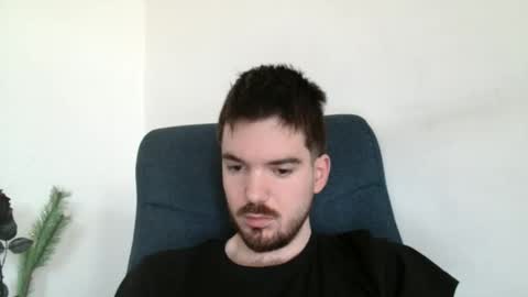 Snapshot of tomylind chatting on 04.19.26 Onlyfans - Tomylind keep you in touch there online show from 04.19.26