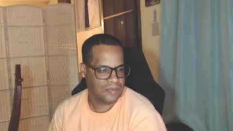 Snapshot of toni2814 chatting on 04.24.26 Antonio online show from 04.24.26