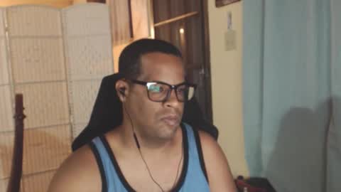 Snapshot of toni2814 chatting on 04.28.26 Antonio online show from 04.28.26