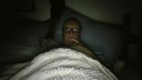 Snapshot of tonidr chatting on 12.04.25 Tonidr online show from 12.04.25