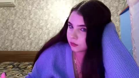 Snapshot of tonishaholje chatting on 12.05.25 Zara online show from 12.05.25