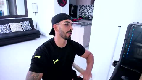 tony muscle1 online show from 02.10.25