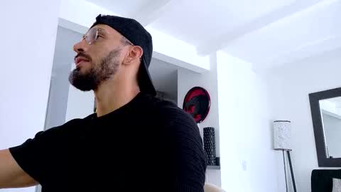 tony muscle1 online show from 03.23.26