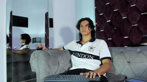 Snapshot of tonybenedetti chatting on 04.24.26 Tony Benedetti online show from 04.24.26