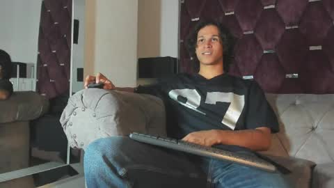Snapshot of tonybenedetti chatting on 05.15.26 Tony Benedetti online show from 05.15.26