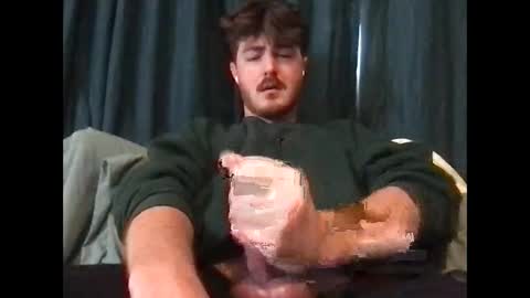 Snapshot of tonydigitt chatting on 10.31.25 tonyd online show from 10.31.25