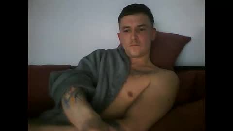 Snapshot of tonystrawberry chatting on 03.24.26 tonystrawberry online show from 03.24.26